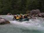 Perly alpskch ek - kvten 2006, Jeden z nejoblbenjch raftovch zjezd do Rakouska a Slovinska opt nezklamal. Krsn poas, tuln kemp a tyrkysov, kilov ist voda s kulisou vpencovch tt Alp. - fotografie 210