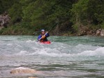 Perly alpskch ek - kvten 2006, Jeden z nejoblbenjch raftovch zjezd do Rakouska a Slovinska opt nezklamal. Krsn poas, tuln kemp a tyrkysov, kilov ist voda s kulisou vpencovch tt Alp. - fotografie 246