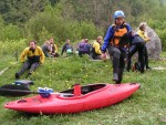 Perly alpskch ek - kvten 2006, Jeden z nejoblbenjch raftovch zjezd do Rakouska a Slovinska opt nezklamal. Krsn poas, tuln kemp a tyrkysov, kilov ist voda s kulisou vpencovch tt Alp. - fotografie 252