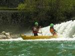 Perly alpskch ek - kvten 2006, Jeden z nejoblbenjch raftovch zjezd do Rakouska a Slovinska opt nezklamal. Krsn poas, tuln kemp a tyrkysov, kilov ist voda s kulisou vpencovch tt Alp. - fotografie 317