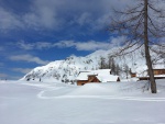 TOTES GEBIRGE 2018, TOTLN MASAKR! Pedpov byla nic moc a navc avizovala velk mrazy. a co z toho bylo? Praan, azuro, pardn 3 try, prost skialpov pochrochtn. - fotografie 3