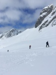 TOTES GEBIRGE 2018, TOTLN MASAKR! Pedpov byla nic moc a navc avizovala velk mrazy. a co z toho bylo? Praan, azuro, pardn 3 try, prost skialpov pochrochtn. - fotografie 35