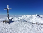 TOTES GEBIRGE 2018, TOTLN MASAKR! Pedpov byla nic moc a navc avizovala velk mrazy. a co z toho bylo? Praan, azuro, pardn 3 try, prost skialpov pochrochtn. - fotografie 62