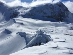 NA SKIALPECH DO RIEDINGTALU s CK Kl, Skutenost pedila vechny pedpovdi. Poas vylo na 1. Sobotn panoramata i sjezdy byly super! Jen ufoukan deska v nedli, msto oekvanho praanu, kalila istou radost z ndhernho vkendu na  - fotografie 10