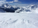 NA SKIALPECH DO RIEDINGTALU s CK Kl, Skutenost pedila vechny pedpovdi. Poas vylo na 1. Sobotn panoramata i sjezdy byly super! Jen ufoukan deska v nedli, msto oekvanho praanu, kalila istou radost z ndhernho vkendu na  - fotografie 12