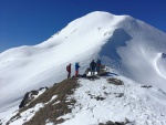 SKIALP V GRUZII - KAVKAZ 2019, Osvden expedin parta a k tomu super poas. Bylo to skvl, snad jen toho praanu mohlo bt vc... - fotografie 47