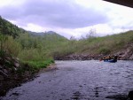 Rafting v Totes Gebirge, Leh raftingov akce na dvou hezkch ekch. Po sobotnm slunky sice zaprelo, ale vt voda na Steyru byla vemi jednoznan pivtna... - fotografie 6