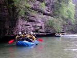 Rafting v Totes Gebirge, Leh raftingov akce na dvou hezkch ekch. Po sobotnm slunky sice zaprelo, ale vt voda na Steyru byla vemi jednoznan pivtna... - fotografie 20