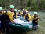 Rafting v Totes Gebirge, Leh raftingov akce na dvou hezkch ekch. Po sobotnm slunky sice zaprelo, ale vt voda na Steyru byla vemi jednoznan pivtna... - fotografie 26