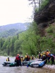 Rafting v Totes Gebirge, Leh raftingov akce na dvou hezkch ekch. Po sobotnm slunky sice zaprelo, ale vt voda na Steyru byla vemi jednoznan pivtna... - fotografie 28