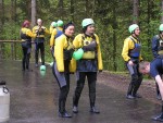 Rafting v Totes Gebirge, Leh raftingov akce na dvou hezkch ekch. Po sobotnm slunky sice zaprelo, ale vt voda na Steyru byla vemi jednoznan pivtna... - fotografie 88