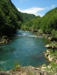 Na Yukonech za Vinetouem, Nejoblbenj letn zahranin vodck akce. Trocha adrenalinu, exotiky v rmci Evropy, ale hlavn spousta slunce, koupn a pohody. - fotografie 328