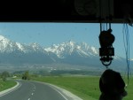 Bialka - Belá 2006, Tak jsme letos Tatry projeli na raftech opravdu důkladně - jak ze slovenské, tak i nově z polské strany. Nižší vodní stavy vynahradilo krásné počasí a super panoramata, o národopisném večeru v kolibě  - fotografie 13