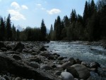 Bialka - Bel 2006, Tak jsme letos Tatry projeli na raftech opravdu dkladn - jak ze slovensk, tak i nov z polsk strany. Ni vodn stavy vynahradilo krsn poas a super panoramata, o nrodopisnm veeru v kolib  - fotografie 35