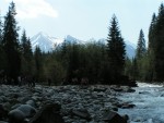 Bialka - Bel 2006, Tak jsme letos Tatry projeli na raftech opravdu dkladn - jak ze slovensk, tak i nov z polsk strany. Ni vodn stavy vynahradilo krsn poas a super panoramata, o nrodopisnm veeru v kolib  - fotografie 37