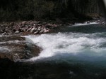 Bialka - Bel 2006, Tak jsme letos Tatry projeli na raftech opravdu dkladn - jak ze slovensk, tak i nov z polsk strany. Ni vodn stavy vynahradilo krsn poas a super panoramata, o nrodopisnm veeru v kolib  - fotografie 45