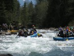 Bialka - Bel 2006, Tak jsme letos Tatry projeli na raftech opravdu dkladn - jak ze slovensk, tak i nov z polsk strany. Ni vodn stavy vynahradilo krsn poas a super panoramata, o nrodopisnm veeru v kolib  - fotografie 71