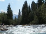 Bialka - Bel 2006, Tak jsme letos Tatry projeli na raftech opravdu dkladn - jak ze slovensk, tak i nov z polsk strany. Ni vodn stavy vynahradilo krsn poas a super panoramata, o nrodopisnm veeru v kolib  - fotografie 86