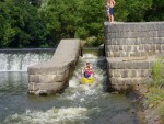 SZAVA - ROMATICK EKA, tdenn plavba, Pjemn tdenn plavba po klasick esk ece, spousty sjzdnch jez, lajsen, pamtek, hospdek, a na zvr ten nejhez a peejnat sek do Pikovic. Dobr poas stejn jako dobr nlada ... - fotografie 62