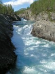 Norsko 2006, Ndhern, pro Norsko ne pln typick poas, vstup na nejvy horu severn Evropy, vyjka  na motorovch lunech Geirangerfjordem, pdlovn v peejch norsk krlovny raftingu Sjoi a spousta dal - fotografie 145