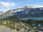 Norsko 2006, Nádherné, pro Norsko ne úplně typické počasí, výstup na nejvyšší horu severní Evropy, vyjížďka  na motorových člunech Geirangerfjordem, pádlování v peřejích norské královny raftingu Sjoi a spousta dal - fotografie 168
