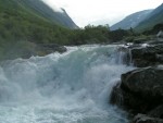 Norsko 2006, Ndhern, pro Norsko ne pln typick poas, vstup na nejvy horu severn Evropy, vyjka  na motorovch lunech Geirangerfjordem, pdlovn v peejch norsk krlovny raftingu Sjoi a spousta dal - fotografie 174