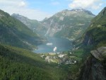 Norsko 2006, Ndhern, pro Norsko ne pln typick poas, vstup na nejvy horu severn Evropy, vyjka  na motorovch lunech Geirangerfjordem, pdlovn v peejch norsk krlovny raftingu Sjoi a spousta dal - fotografie 200