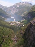 Norsko 2006, Ndhern, pro Norsko ne pln typick poas, vstup na nejvy horu severn Evropy, vyjka  na motorovch lunech Geirangerfjordem, pdlovn v peejch norsk krlovny raftingu Sjoi a spousta dal - fotografie 201