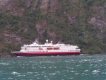 Norsko 2006, Ndhern, pro Norsko ne pln typick poas, vstup na nejvy horu severn Evropy, vyjka  na motorovch lunech Geirangerfjordem, pdlovn v peejch norsk krlovny raftingu Sjoi a spousta dal - fotografie 211