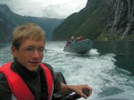 Norsko 2006, Ndhern, pro Norsko ne pln typick poas, vstup na nejvy horu severn Evropy, vyjka  na motorovch lunech Geirangerfjordem, pdlovn v peejch norsk krlovny raftingu Sjoi a spousta dal - fotografie 223