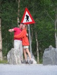 Norsko 2006, Ndhern, pro Norsko ne pln typick poas, vstup na nejvy horu severn Evropy, vyjka  na motorovch lunech Geirangerfjordem, pdlovn v peejch norsk krlovny raftingu Sjoi a spousta dal - fotografie 262