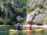 LETN FRANCOUZSK POHODA NA EKCH Gard, Tarn, Herault a Ardeche, Skvl slunen poas na rozdl od detivch ech, jin temperament a b zpasy, skvl vno, ndhern eky, przran a tepl voda, no prost pohoda jak m bt... - fotografie 41