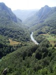 TARA - ERN HORA  - expedin rafting v nejhlubm kaonu Evropy, Bjen expedin raftov akce, skvl parta a bezva posko.... v kombinaci s chvatnou prodou....   co dodat....? zkuste to taky! - fotografie 9