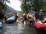 Podzimn RAFTING pod Grossglocknerem, Posledn zahranin rafting sezony 2006 se skuten vydail. Pohodln autobus, slunen a nebvale tepl poas, navc skvle vychytan voda. PROST PARDA NA ZVR SEZONY. - fotografie 12