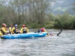 Podzimn RAFTING pod Grossglocknerem, Posledn zahranin rafting sezony 2006 se skuten vydail. Pohodln autobus, slunen a nebvale tepl poas, navc skvle vychytan voda. PROST PARDA NA ZVR SEZONY. - fotografie 25