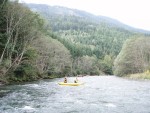 Podzimn RAFTING pod Grossglocknerem, Posledn zahranin rafting sezony 2006 se skuten vydail. Pohodln autobus, slunen a nebvale tepl poas, navc skvle vychytan voda. PROST PARDA NA ZVR SEZONY. - fotografie 32