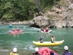 Podzimn RAFTING pod Grossglocknerem, Posledn zahranin rafting sezony 2006 se skuten vydail. Pohodln autobus, slunen a nebvale tepl poas, navc skvle vychytan voda. PROST PARDA NA ZVR SEZONY. - fotografie 42