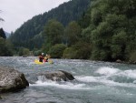 Podzimn RAFTING pod Grossglocknerem, Posledn zahranin rafting sezony 2006 se skuten vydail. Pohodln autobus, slunen a nebvale tepl poas, navc skvle vychytan voda. PROST PARDA NA ZVR SEZONY. - fotografie 56