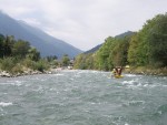 Podzimn RAFTING pod Grossglocknerem, Posledn zahranin rafting sezony 2006 se skuten vydail. Pohodln autobus, slunen a nebvale tepl poas, navc skvle vychytan voda. PROST PARDA NA ZVR SEZONY. - fotografie 70