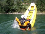 Podzimn RAFTING pod Grossglocknerem, Posledn zahranin rafting sezony 2006 se skuten vydail. Pohodln autobus, slunen a nebvale tepl poas, navc skvle vychytan voda. PROST PARDA NA ZVR SEZONY. - fotografie 80