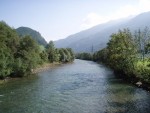 Podzimn RAFTING pod Grossglocknerem, Posledn zahranin rafting sezony 2006 se skuten vydail. Pohodln autobus, slunen a nebvale tepl poas, navc skvle vychytan voda. PROST PARDA NA ZVR SEZONY. - fotografie 95