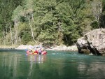 Podzimn RAFTING pod Grossglocknerem, Posledn zahranin rafting sezony 2006 se skuten vydail. Pohodln autobus, slunen a nebvale tepl poas, navc skvle vychytan voda. PROST PARDA NA ZVR SEZONY. - fotografie 113