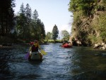 Podzimn RAFTING pod Grossglocknerem, Posledn zahranin rafting sezony 2006 se skuten vydail. Pohodln autobus, slunen a nebvale tepl poas, navc skvle vychytan voda. PROST PARDA NA ZVR SEZONY. - fotografie 128