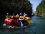 Podzimn RAFTING pod Grossglocknerem, Posledn zahranin rafting sezony 2006 se skuten vydail. Pohodln autobus, slunen a nebvale tepl poas, navc skvle vychytan voda. PROST PARDA NA ZVR SEZONY. - fotografie 131