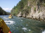 Podzimn RAFTING pod Grossglocknerem, Posledn zahranin rafting sezony 2006 se skuten vydail. Pohodln autobus, slunen a nebvale tepl poas, navc skvle vychytan voda. PROST PARDA NA ZVR SEZONY. - fotografie 143