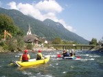 Podzimn RAFTING pod Grossglocknerem, Posledn zahranin rafting sezony 2006 se skuten vydail. Pohodln autobus, slunen a nebvale tepl poas, navc skvle vychytan voda. PROST PARDA NA ZVR SEZONY. - fotografie 160