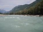 Podzimn RAFTING pod Grossglocknerem, Posledn zahranin rafting sezony 2006 se skuten vydail. Pohodln autobus, slunen a nebvale tepl poas, navc skvle vychytan voda. PROST PARDA NA ZVR SEZONY. - fotografie 188