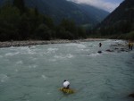 Podzimn RAFTING pod Grossglocknerem, Posledn zahranin rafting sezony 2006 se skuten vydail. Pohodln autobus, slunen a nebvale tepl poas, navc skvle vychytan voda. PROST PARDA NA ZVR SEZONY. - fotografie 192