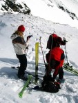 NÍZKÉ TAURY - vyhlídkové vrcholy, Nádherné počasí a hlavně: SNÍH, SNÍH, SNÍH A zase SNÍH.
I přes nepříznivou předpověd bylo nakonec super počasí a nedělní sjezd z Preberu (2.740 m) byl třešničkou na dortu. - fotografie 51