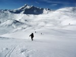 Nzk Taury na skialpech, Alpsk poas tentokrt ukzalo vechny sv tve, od mraziv ledovho slunce, pes alpskou horskou boui s vichic, a po usmvav slunen den. Take jako obvykle dky Alponoi :-) - fotografie 74